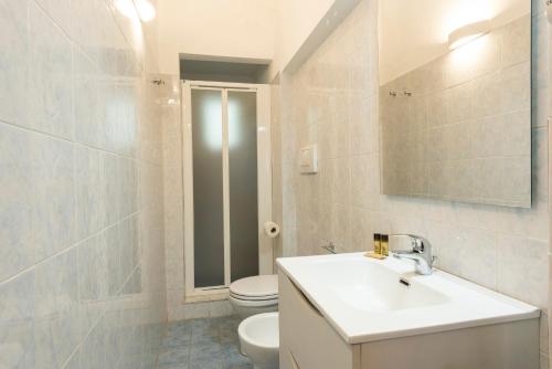 Three-Bedroom Loft Apartment image 10