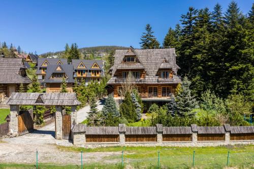 Superior Chalet image 10