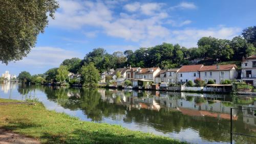 Charming 1-Bed Studio in Saint-Pierre-les-Nemours - Location saisonnière - Saint-Pierre-lès-Nemours