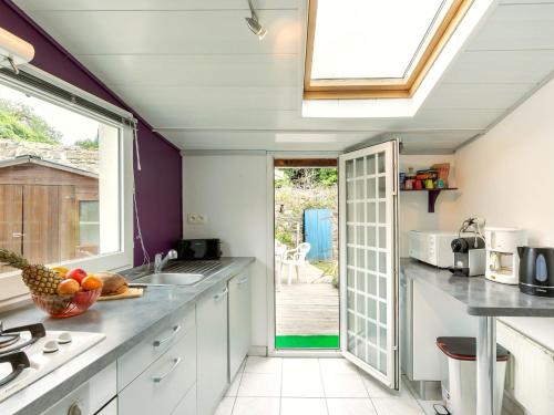 Holiday Home Penty breton by Interhome