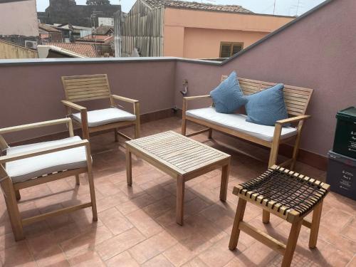 Donna Serena Aci Castello – Aci Castello, CA