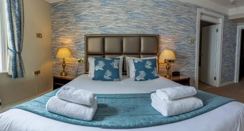 1 double bed