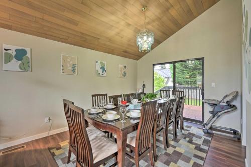 Modern-Style Home about 13 Miles to Dtwn Seattle! - image 11