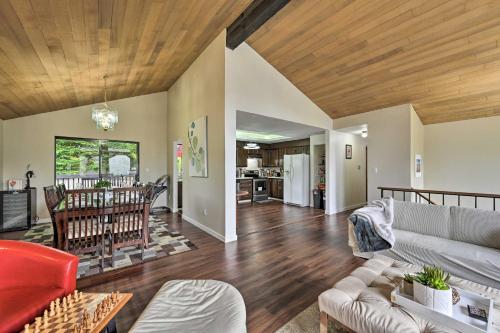 Modern-Style Home about 13 Miles to Dtwn Seattle! - image 13