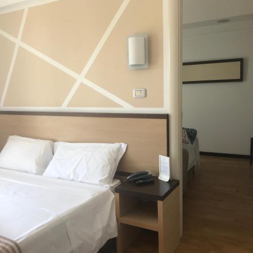 Hotel Royal - image 4