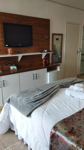 Double Room with Extra Bed image 6