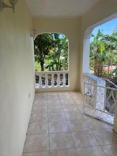 Stunning 2-Bed Apartment in Grand Roy Grenada