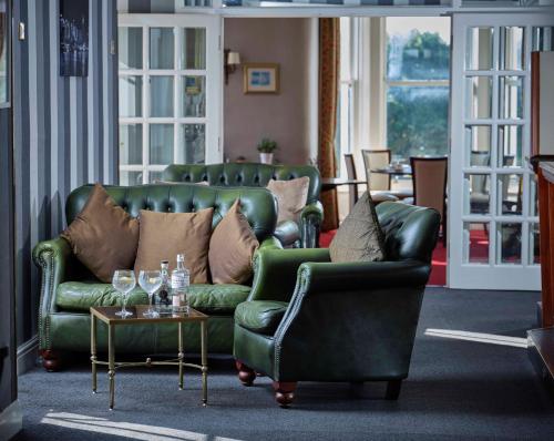 Royal Beacon Hotel - image 10