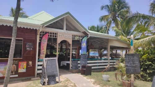 Nid tropical pour deux in Saint Francois