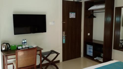 Premier Double Room image 3