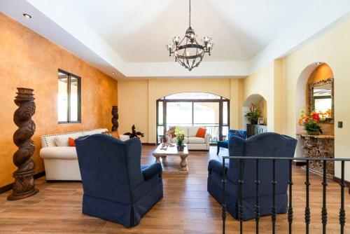 Villa El Retiro Luxury Property in Alajuela