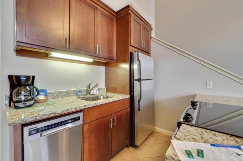 208 Pointes North Inn - image 14