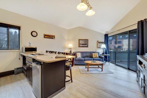 212 Pointes North Inn in Charlevoix, USA