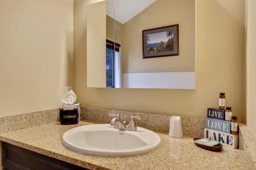 212 Pointes North Inn - image 12