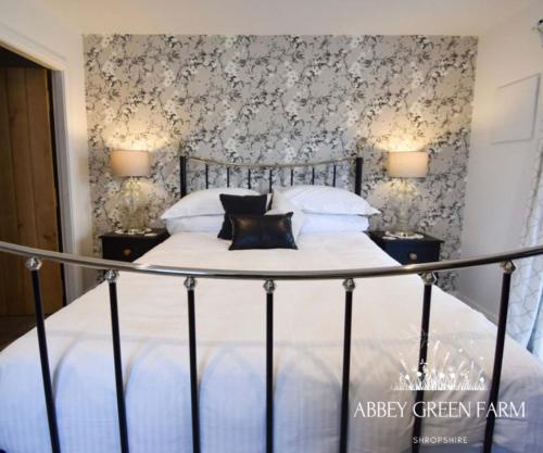 Abbey Green Farm - Accommodation - Wem