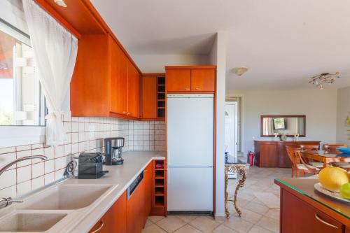 Villa Chrysalida! - image 11