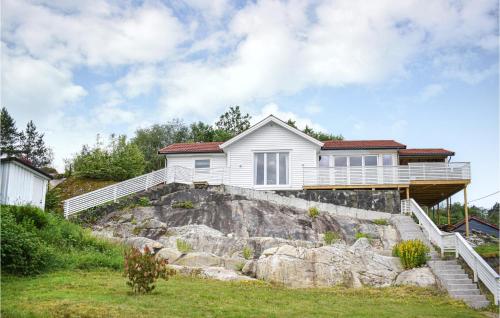 . Cozy Home In Skånevik With House A Panoramic View