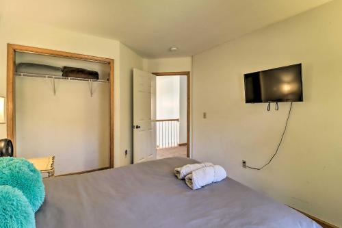 Colonial House in Quiet Area Near Camelback Resort - image 33