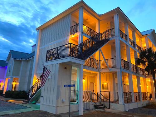 30-A Inn & Suites - 숙소 외관