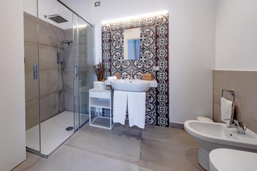 Shower, Casa Leone in Buggerru