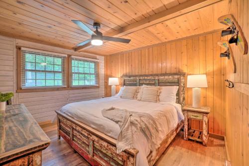 Expansive Branson Cabin with Lake View 3 Mi to SDC! - image 12