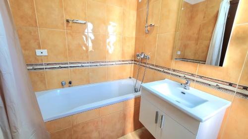 Star Apartment, Tirana (photo 10)