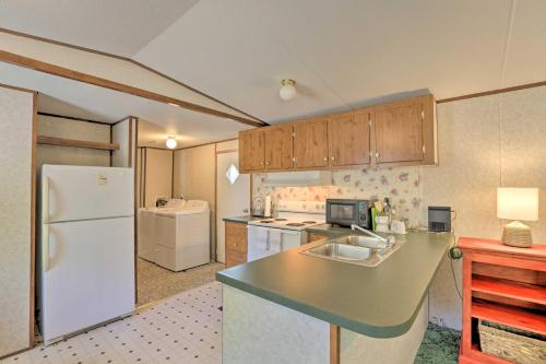 Florida Getaway, 14 Mi to Royal Springs! in Live Oak (Florida)