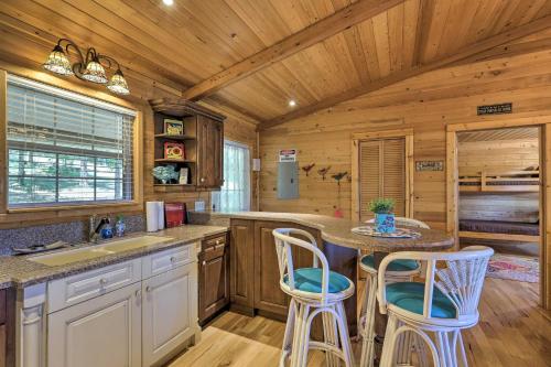 House with Dock and Slide Situated on Lake Sinclair! in Madison (GA)