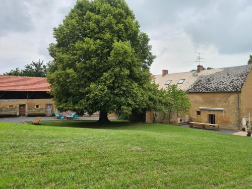 Villa Cluis, 5 pièces, 10 personnes - FR-1-591-323 gîte à louer Mouhers