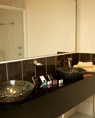 Bathroom, Kununurra Country Club Resort in Kununurra