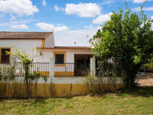Farmhouse in Montemor with Pool and Lake Views gîte à louer Veladas de Cima