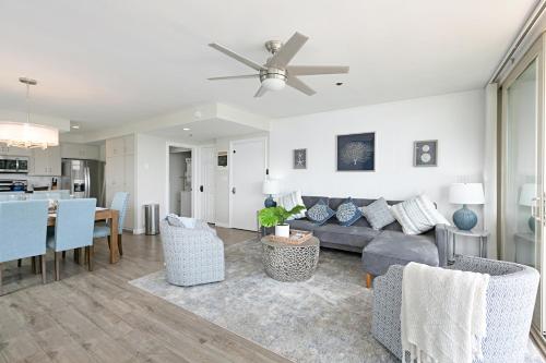 Bayside Walk Escape Unit A in San Diego, USA