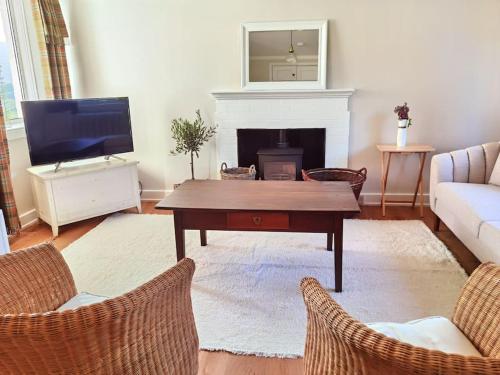 South Lodge, Glenfintaig South Lodge, Glenfintaig