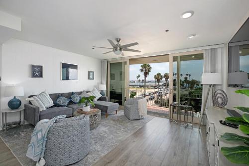 Bayside Walk Escape Unit A in San Diego, USA