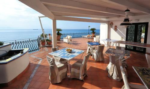 Terraza/balcón, Due Relais - Panoramic Sea View Suites in Vietri Sul Mare