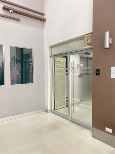 Rangsit Apartment I near Zeer Rangsit Shoppping Mall