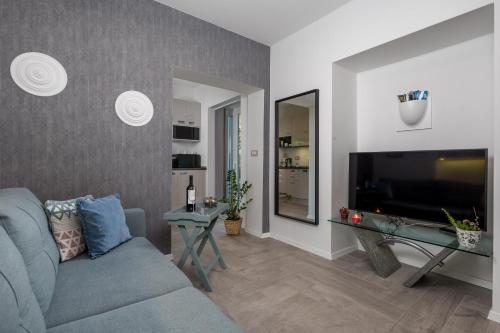 RIKI'S APARTMENT-ZAGREB Room Type - Apartment with Garden View RIKI'S APARTMENT-ZAGREB Room Type - Apartment with Garden View