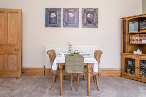 LLys Aeron Guest House - image 13