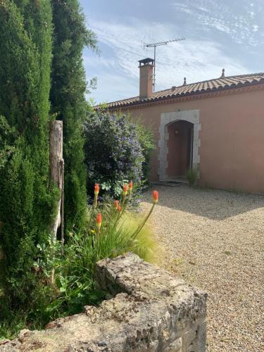 Magnifique villa pour vos vacances cottage Saint-Hilaire-de-Lusignan