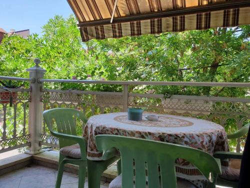 Apartment with Terrace