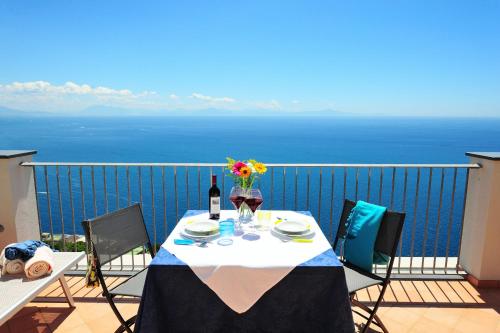 Amalfi Blu Retreat Room Type - Apartment with Terrace