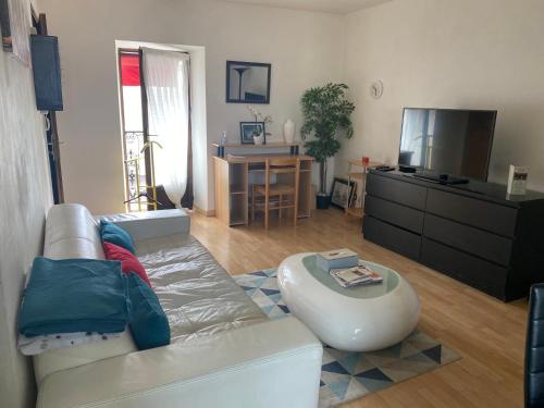 Duplex 2 chambres 4 personnes - Bourg de Saclay in Saclay