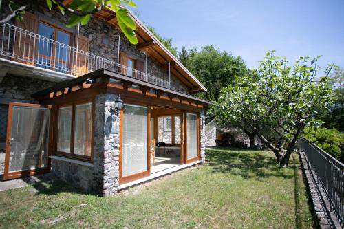 IseoLakeRental - Relax nel Bosco gîte à louer Pianico