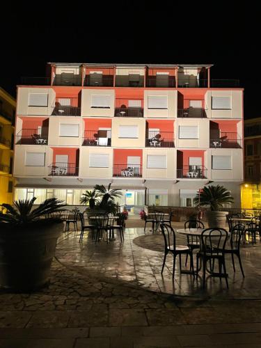 . Hotel Robinia