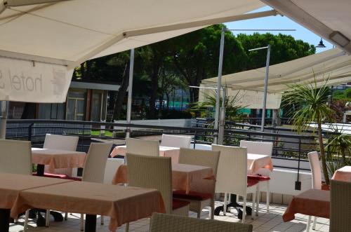 Hotel Residence Sanremo - image 14