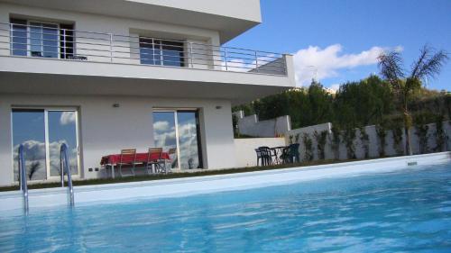 appartamento in moderna villa con piscina, Noto (Foto 6)