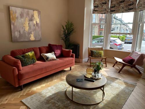 Maison Mouettes by Luxury Travel Emporium - Luxury Suites with Abbey Views, Whitby (photo 2)