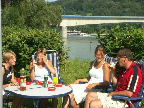 Donaucamping Emmersdorf in 多瑙河畔埃默斯多夫
