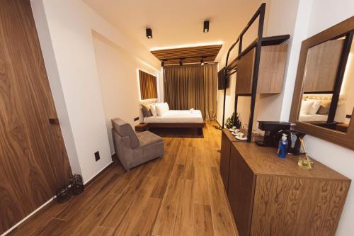 Centrally Stylish Suite by Acropolis Athens