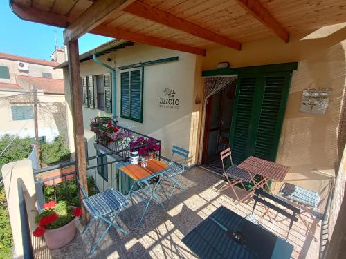 Lo Zizzolo- Bed&Breakfast – Marina di Campo, SD